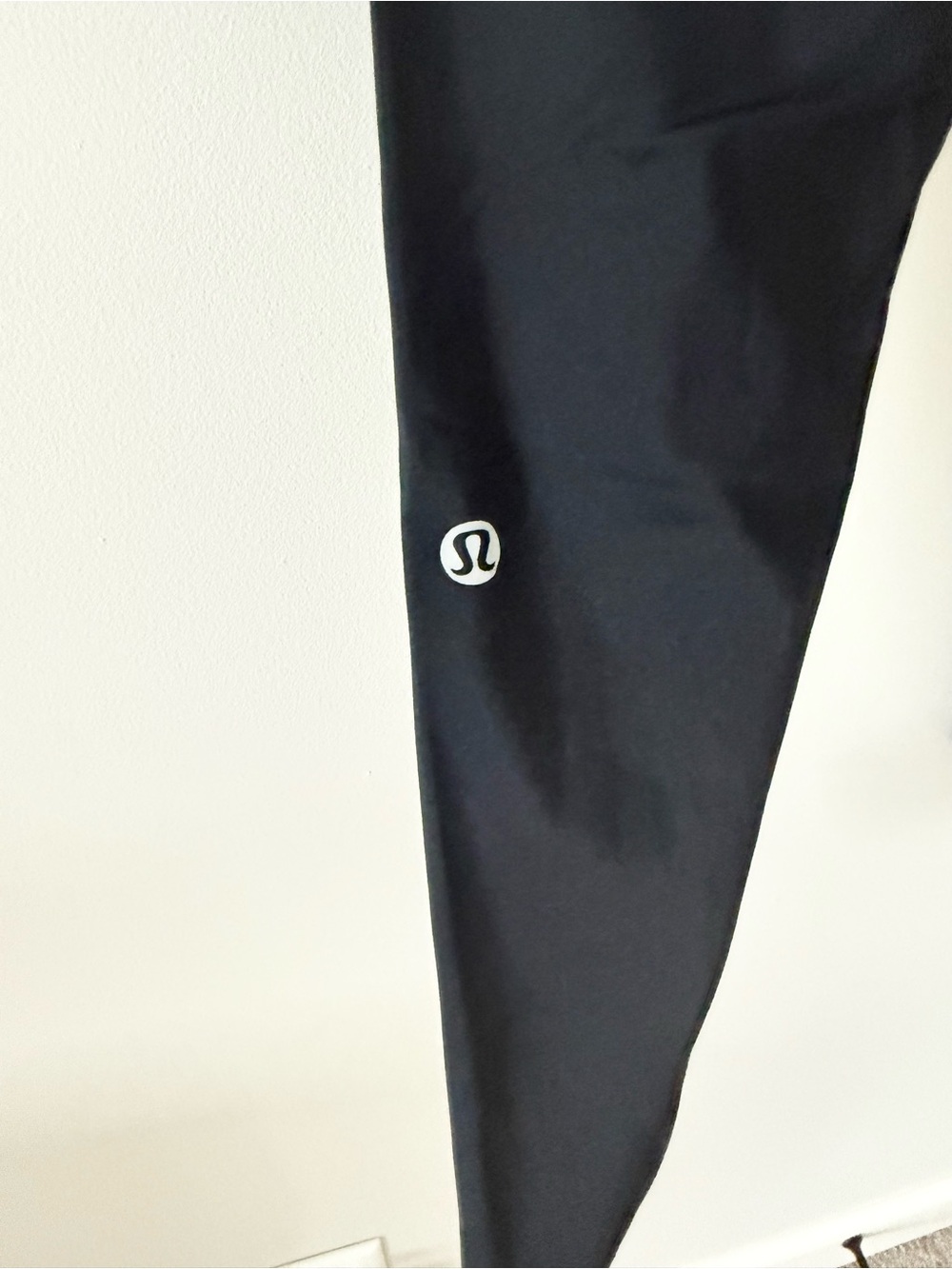 Lululemon Align High-Waist Black Active Leggings w. Side & Waist Pockets Size 6 - Picture 5 of 7